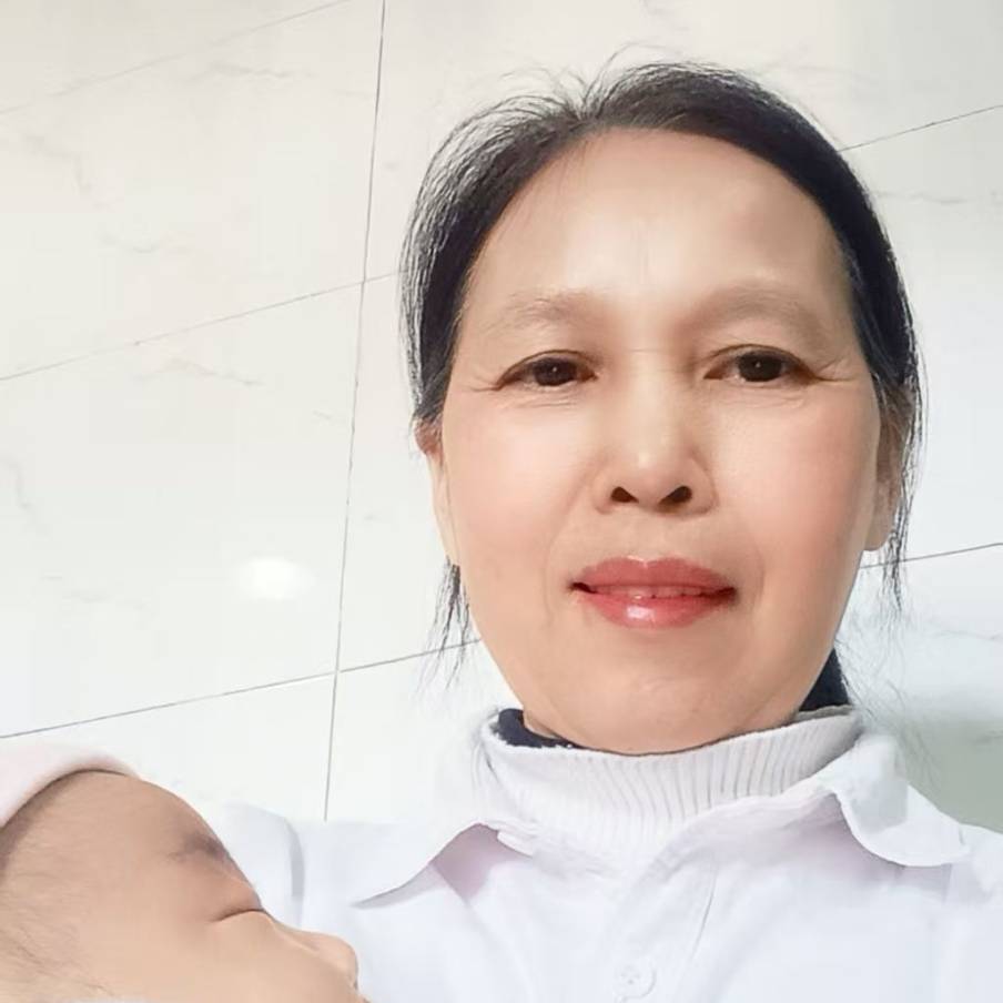 易阿姨